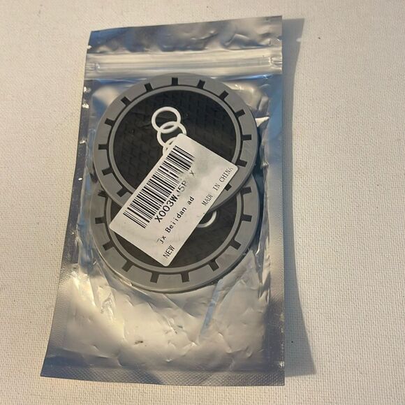 Audi logo cup Coasters in black and gray Set of 2 NWT - Picture 7 of 7